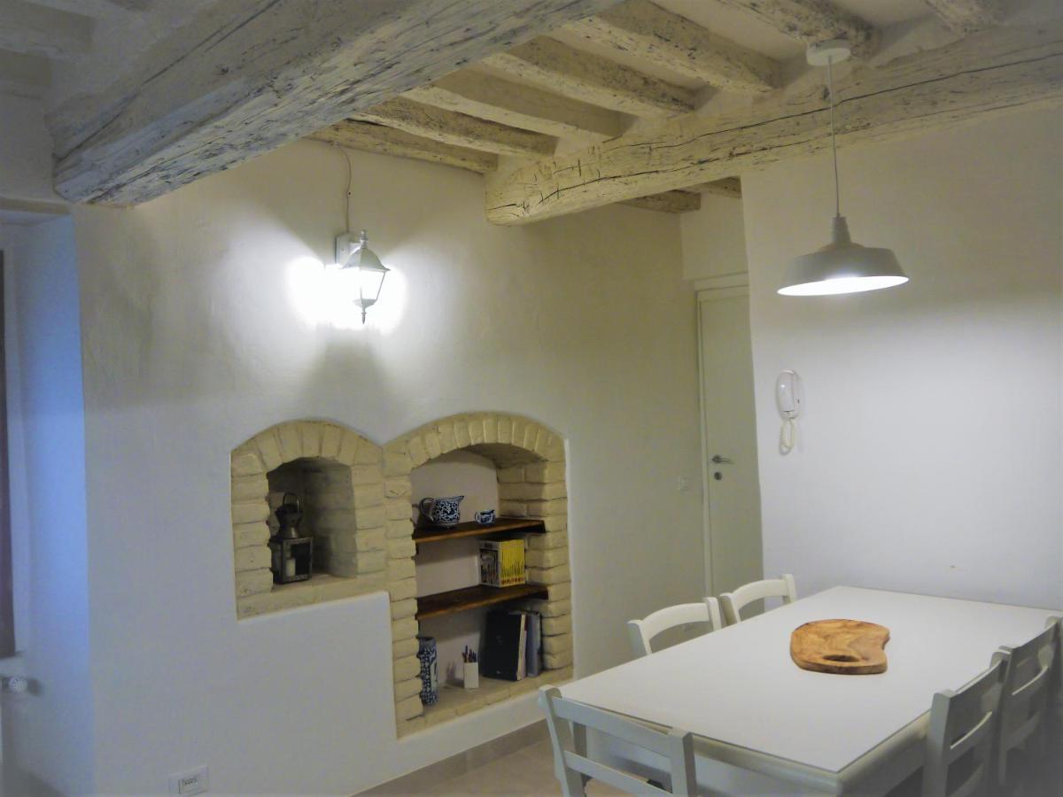 몬테바르치 Casa Marzia 아파트 외부 사진
